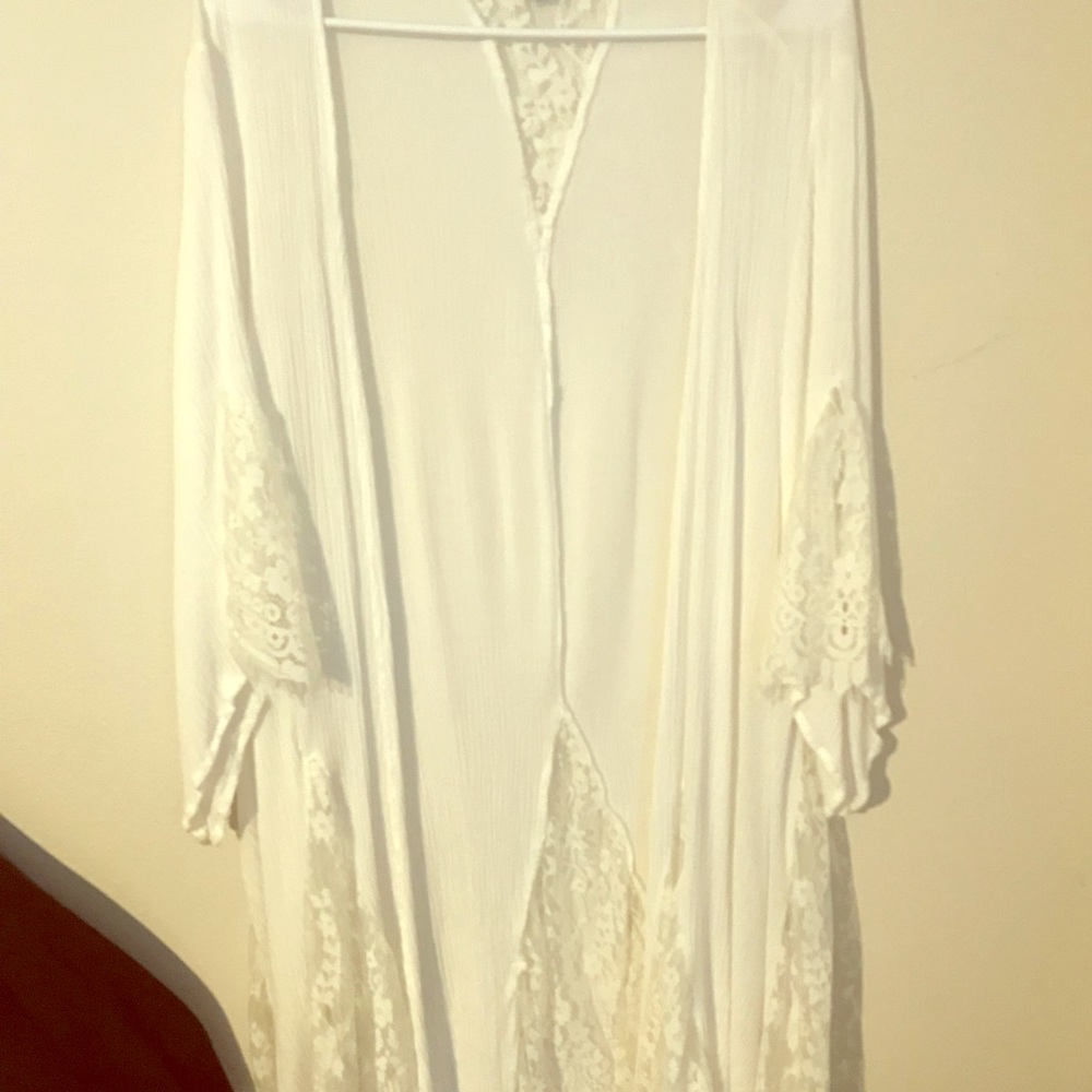 Rue 21 plus size white kimono